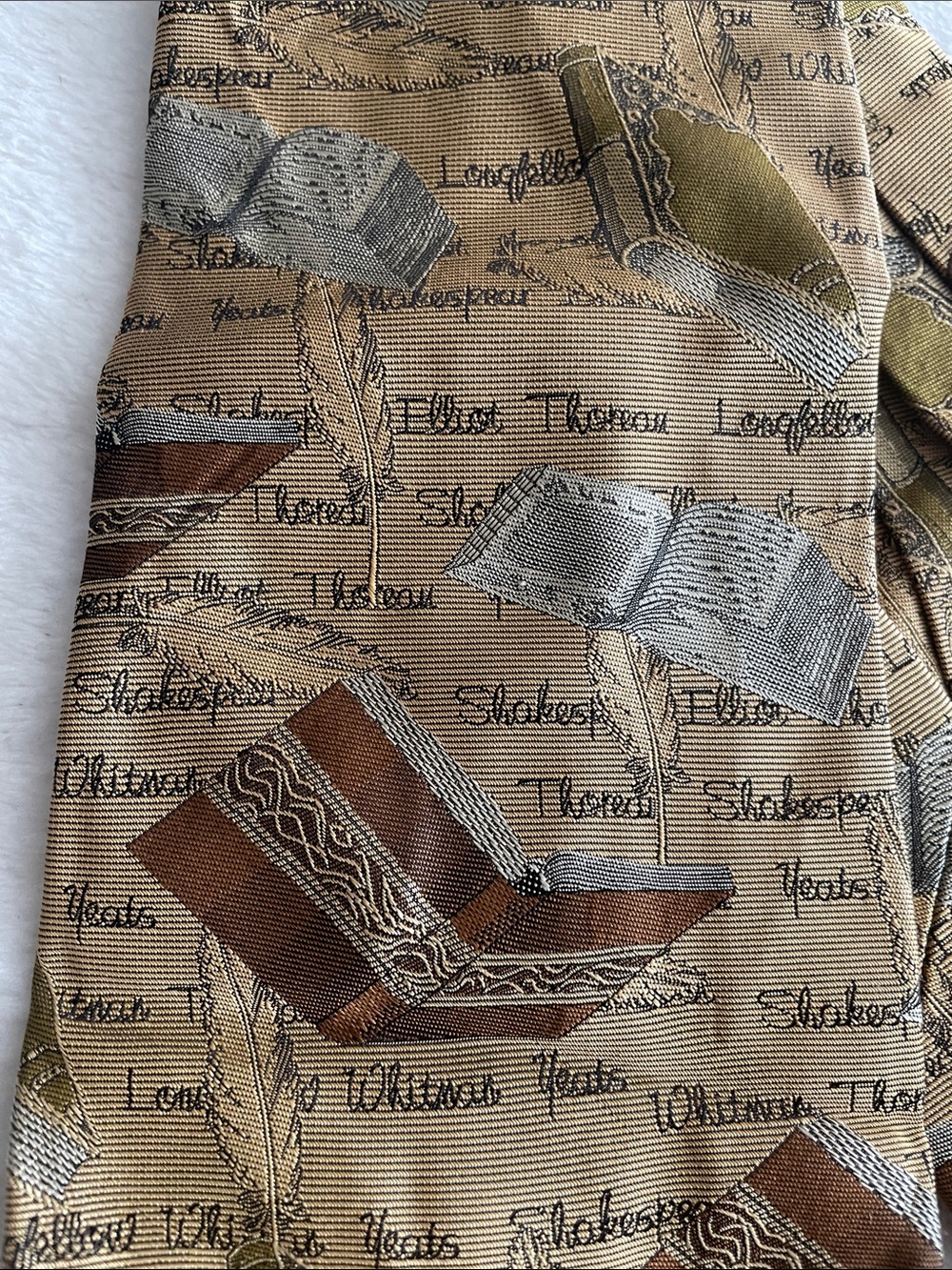 Robert Talbott Best of Class silk gold patterned silk necktie - Picture 2 of 6